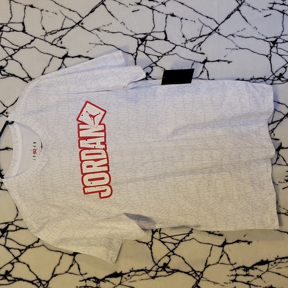 Jordan t shirt